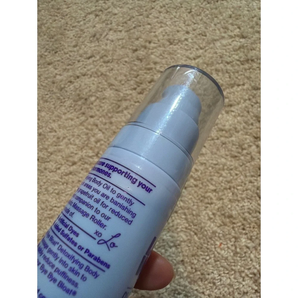 Love Wellness Bye Bye Bloat Detoxifying Body Oil 3.38oz Lymphatic Flow Hydrating